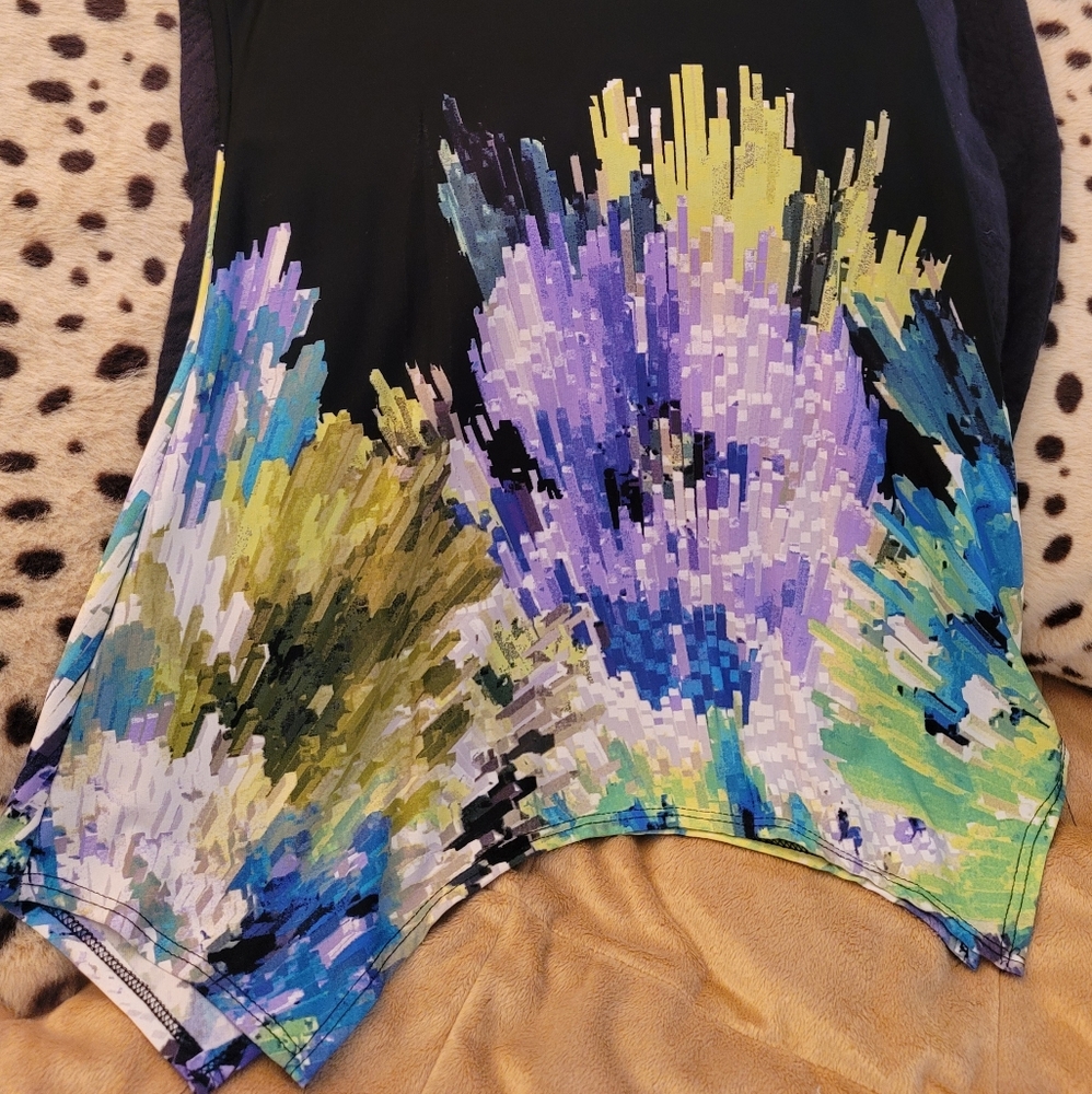 Asymetrical Flair Top Shooting Crystal Des… - Picture 5 of 11